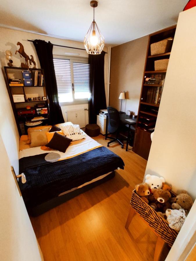 "Home Sweet Home" - 70M2 - Proche Lyon, Eurexpo, Groupama & Matmut Stadium, Ldlc Arena Сен-Приест Экстерьер фото